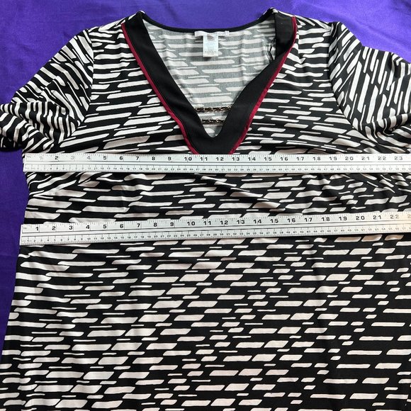 πStudio One Studio One V-Neckline 1/2 Sleeves PluPlus Size Soft Flowing Dress - Picture 9 of 15